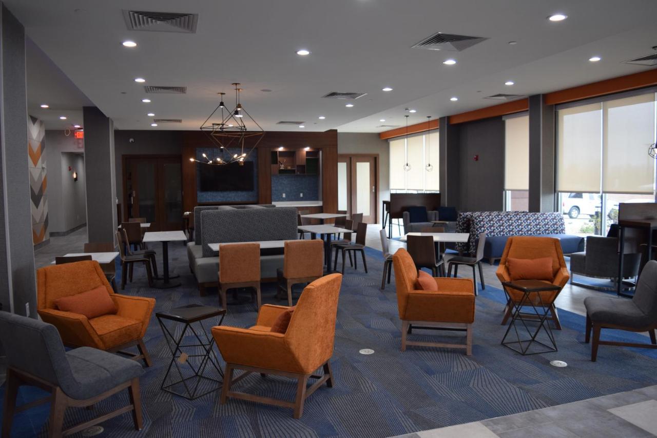 路易斯维尔东温德姆拉昆塔套房酒店 路易斯威尔 外观 照片
